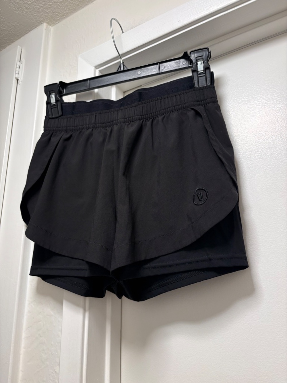 Vuori Black Women's 2-in-1 Athletic Shorts - Picture 2 of 9